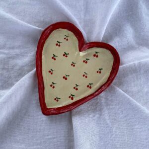 Heart shaped trinket plate